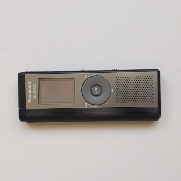 NIP Panasonic Digital Voice‎ Recorder RR-QR230 - Tested & Working - Discontinued - Picture 1 of 8